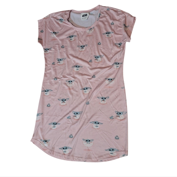 Star Wars Munki Munki Pink Baby Yoda Nightgown Ladies Small Pop Culture Nerd - Picture 1 of 4